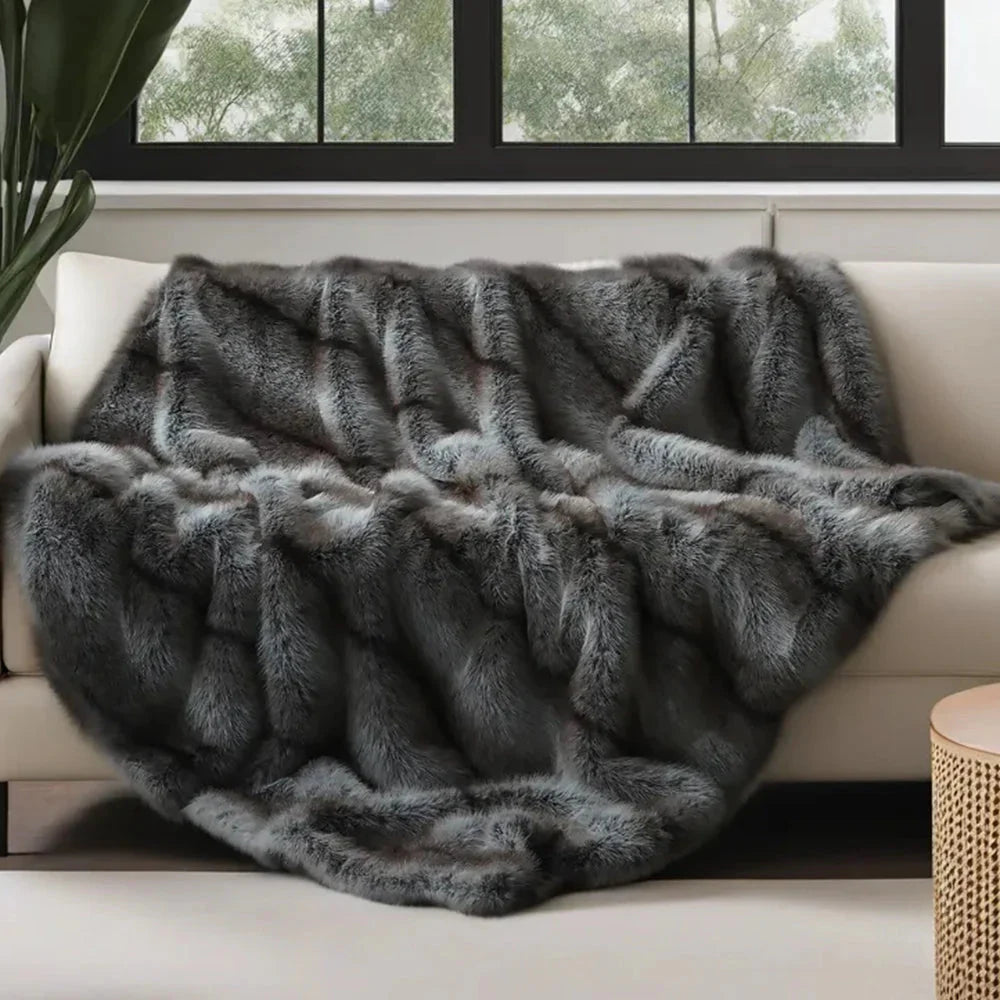 DREAMERA Fur Blanket